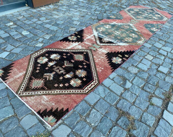 Oushak rug, Turkish vintage rug, Carpet, Bohemian runner rug, Decor rug, Hand-knotted rug | 2,8 x 10,2 ft