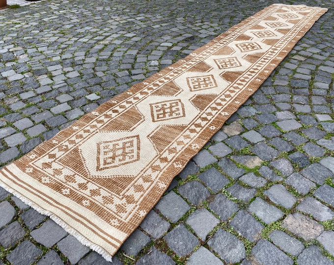 Runner Rug, Turkish rug, Vintage rug, Hallway rug, Wool rug, Handmade rug, Carpet, Kilim, Home decor | 70 x 392 cm = 2,2 x 12, ft