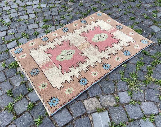 Area Rug, Turkish rug, Home decor, Vintage rug, Wool rug, Handmade rug, Carpet, Kilim | 83 x 119 cm = 2,7 x 3,9 ft