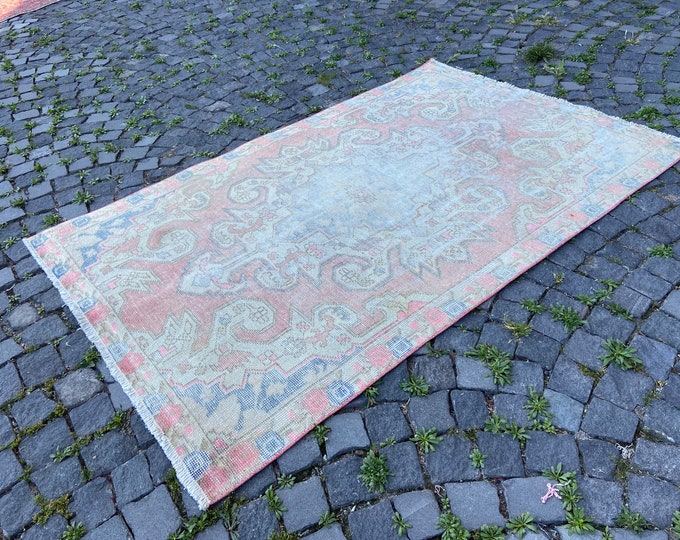 Turkish rug, Vintage rug, Area Rug, Home decor, Wool rug, Handmade rug, Carpet, Kilim | 130 x 203 cm = 4,2 x 6,6 ft