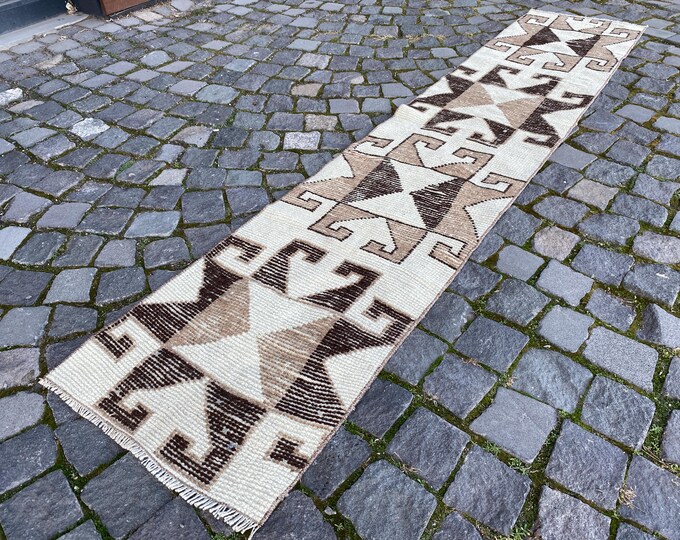 Geometric rug, Runner rug, Turkish rug, Natural dyed rug, Bohemian rug, Decor rug, Entyway rug, Corridor rug | 48 x 235 cm = 1,5 x 7,7 ft