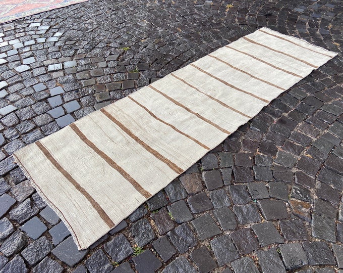 2.5 x 8.2 ft Vintage kilim, Anatolian rug, Bohemian rug, Kilim, Carpet, Handmade rug, Kitchen rug, Boho rug, Interior Décor | 79 x 253 cm
