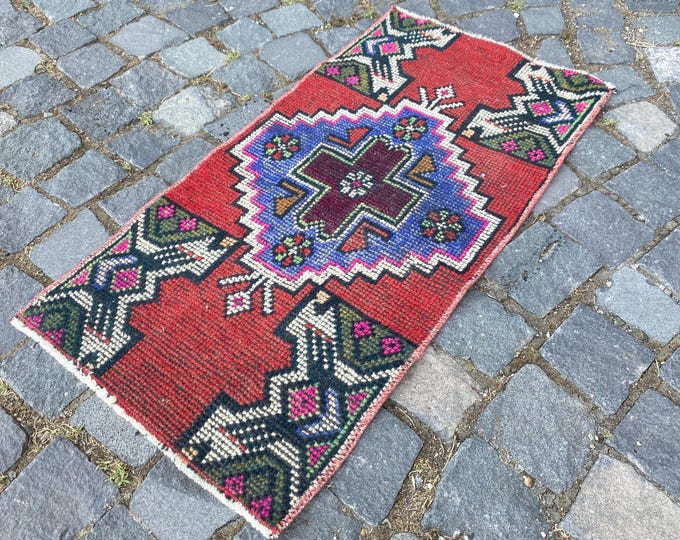 Turkish Rug, Vintage Rug, Small Rug, Wool Rug, Doormat, Handmade rug, Home Decor, Carpet, Oushak rugs | 44 x 84 cm = 1,4 x 2,7 ft