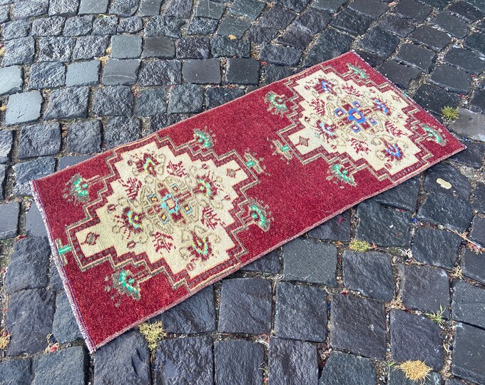 3,1 x 11, ft, Kilim, Vintage Turkish small rug, Handmade wool rug, Doormats, Decor rug, Hand-knotted rug | 44 x 96 cm