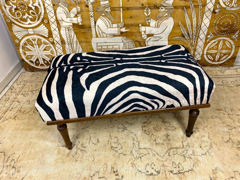 ottoman bench, upholstered bench, ottoman footsool, entrway bench, dining seat, piano bench,  ottoman poufs, garden poufs, indoor  chair, outdoor bench, ottoman footsool