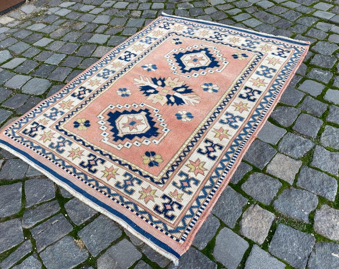 housewarming rug handmade rug turkish rug  vintage runner rug antique rug  gift for mom  farmhouse rug 94 x 128 cm = 3,0 x 4,1 ft