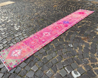 Pink runner rug, Turkish rug, Vintage rug, Hallway rug, Wool rug, Handmade rug, Carpet, Kilim, Home decor | 59 x 335 cm = 1,9 x 10,9 ft