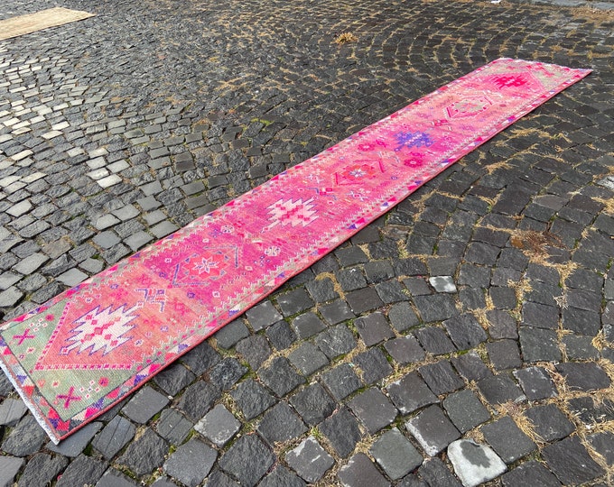 Pink runner rug, Turkish rug, Vintage rug, Hallway rug, Wool rug, Handmade rug, Carpet, Kilim, Home decor | 59 x 335 cm = 1,9 x 10,9 ft