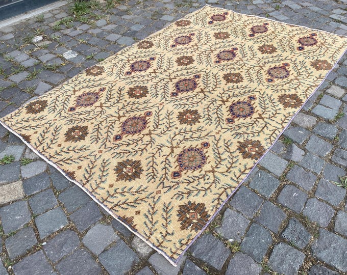 Kitchen wool rug, Vintage handmade rug, Turkish bohemian rug, Geometrik decor carpet 124 x 196 cm = 4,0 x 6,4 ft