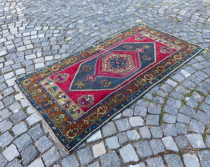 Turkish rug, Vintage rug, Area Rug, Home decor, Wool rug, Handmade rug, Carpet, Kilim 103 x 195 cm = 3,3 x 6,3 ft