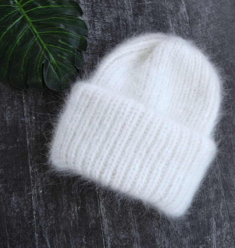 white hat winter