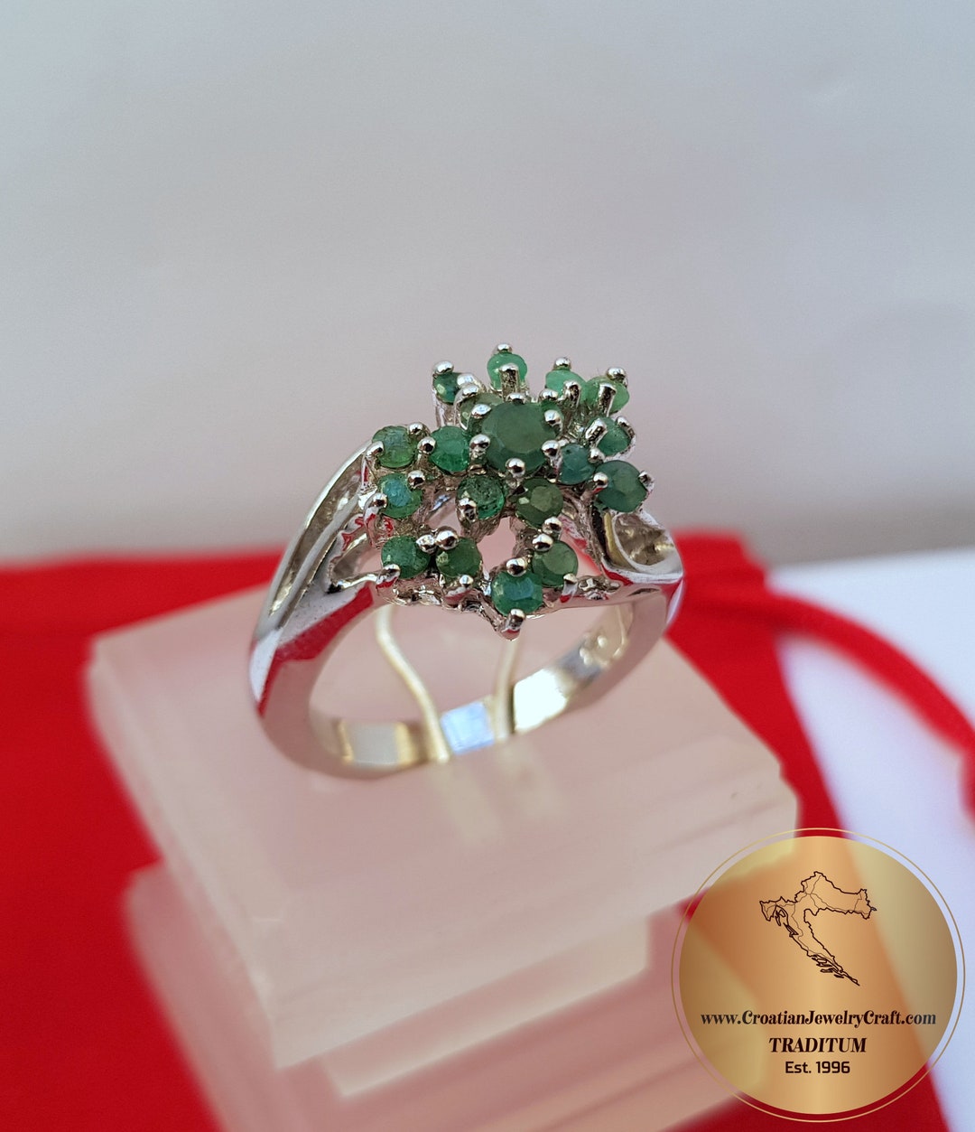 Emerald Ring, Wedding Ring, Engagement Ring, Anniversary Rings, Green