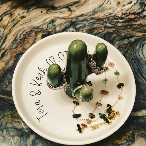 Personal Aloe Ring Holder. Cactus Ring Dish. Jewelry Holder. Wedding gift. Succulent ring dish. Aloe home decor. Cactus home. Mother’s Day.