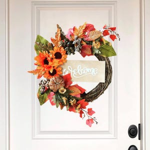 Fall wreath. Autum decor. Rusting fall. Farmhouse fall. Pumpkin wreath. Fall wall hanging. Pumpkin wall decor. Farm pumpkin. Housewarming