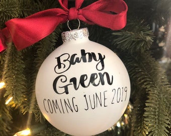 Customizable baby announcement ornament