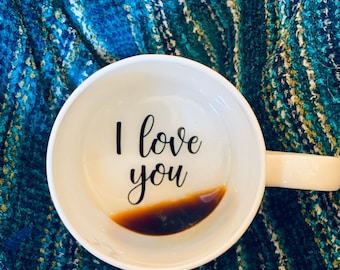 I love you secret message mug. Couples mug. Gift idea. Customizable message. Fiancé. Wife or husband gift. Spouse gift. Boyfriend girlfriend