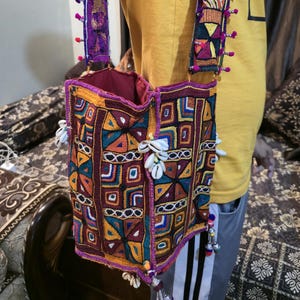 Banjara Tasche Lambani Gala Antike Tasche , Patchwork reale Spiegelarbeit Handtasche , Boho Karnataka Stickerei Banjara Stammes Antike Umhängetasche