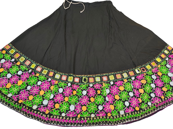 Banjara Skirt vintage Lehenga very heavy Embroide… - image 10