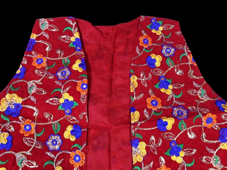 Boho Banjara Banjara velvet India Sleeveless Embroidered Women Jacket,Indian Women Jacket Embroidered Ethnic Waist Coat Banjara Style Koti