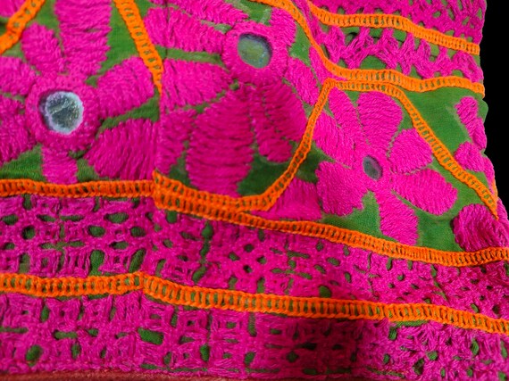 Banjara Choli sleeveless , Banjara Kutch Rabari Ethnic Embroidery top, kuchi boho embroidery banjara tribal Belly Dance ethnic Rabari choli View 5