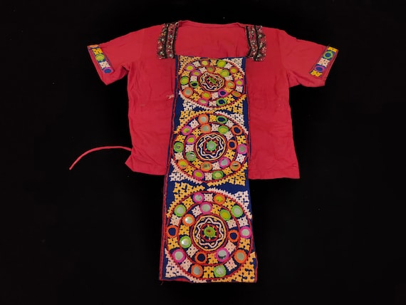 Old Banjara Indian gypsy choli top embroidery fro… - image 1