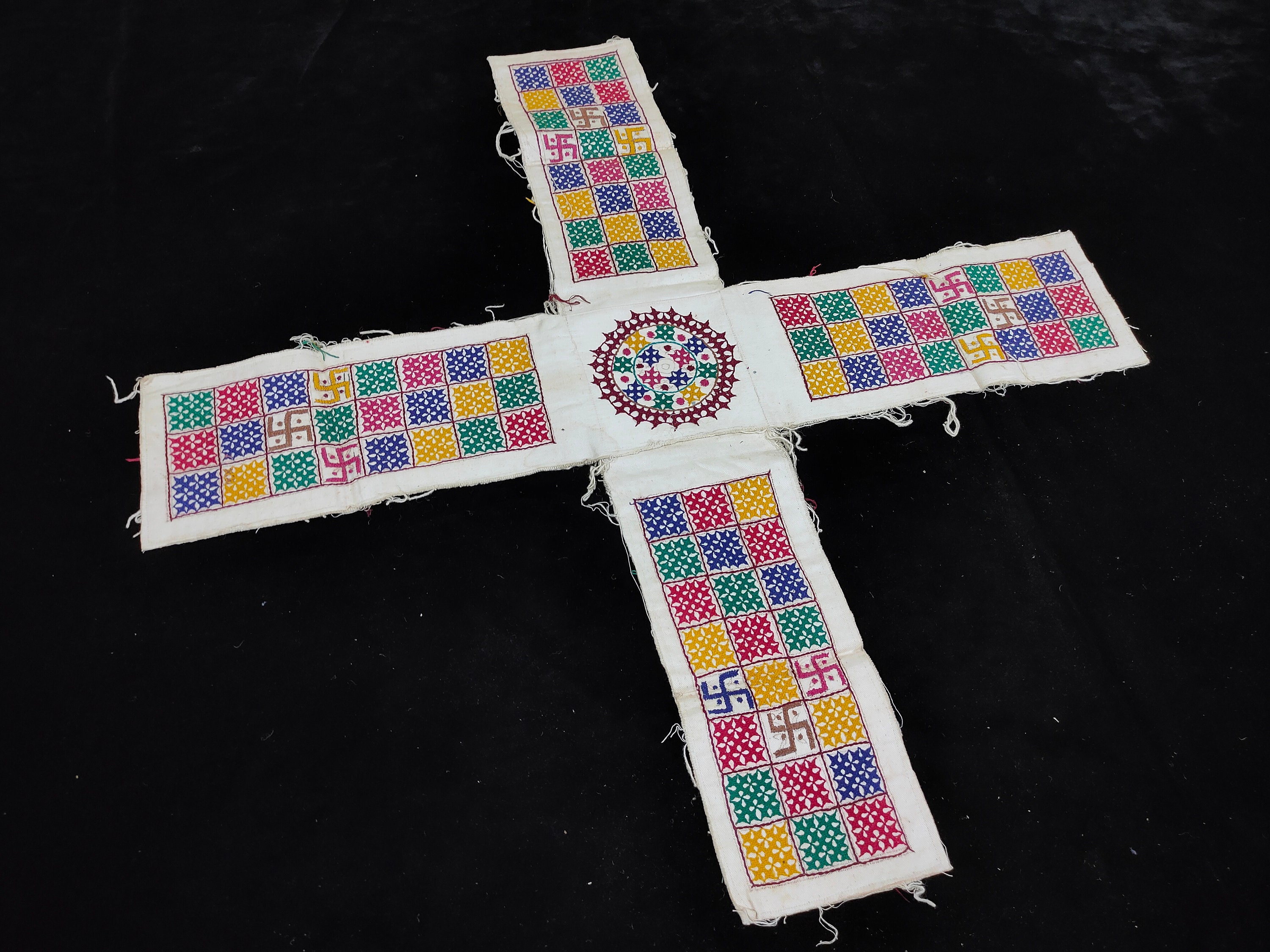 Ancient Indian Chess, Chausar / Pachisi / Chopat / Chopad / Board Game ...
