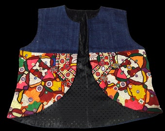 Vintage Banjara Jeansjacke, antike Stammes- Rabari Handstickerei ethnische handgemachte Weste, Kutch Boho mehrfarbige Banjara Jeans