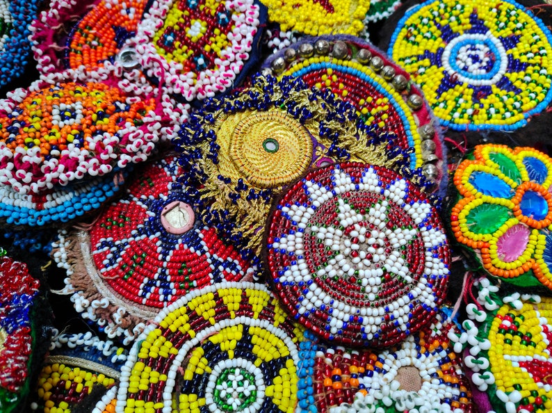 8 to 8 Inches Big Many Size Pieces Lot Beaded Embroidery Patches