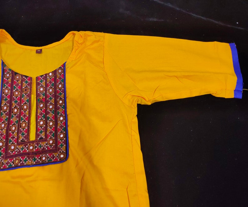 Indian Cotton short kurti handmade kurti Embroidered kurti-Gujarati hand embroidery kurti-Indian kutch hand embroidery kurti top-tunic
