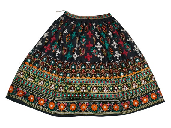 Banjara Skirt vintage Lehenga very heavy Embroide… - image 10