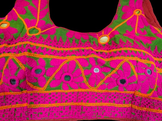 Banjara Choli sleeveless , Banjara Kutch Rabari Ethnic Embroidery top, kuchi boho embroidery banjara tribal Belly Dance ethnic Rabari choli View 2