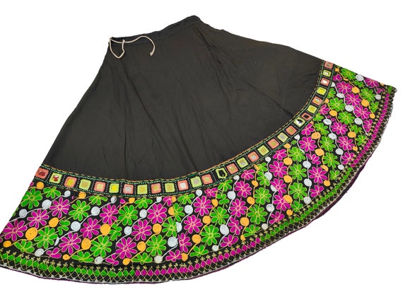 Banjara Skirt vintage Lehenga very heavy Embroide… - image 9