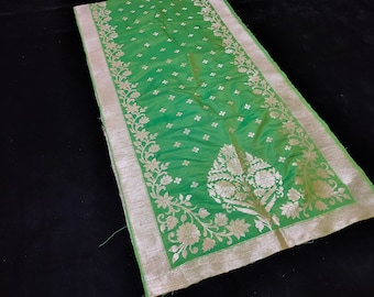 Banarasi Silk Dupatta, Silk Stole, Silk Shawl, Silk Dupatta, Kora Silk Dupatta, Stole, golden accents, Traditonal ethnic wedding dupatta