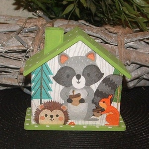 Spardose Haus aus Holz Waldtiere mit Namen Verschiedene Farben Weihnachtsgeschenk, Einschulung,Babygeschenke,Geburtstag Bild 4