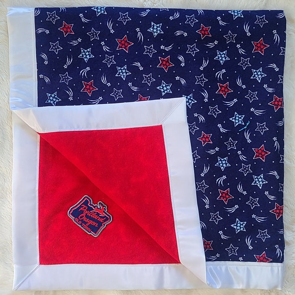 Portland Oregon Old Town stag and stars preshrunk flannel blanket wtih satin binding and patch
