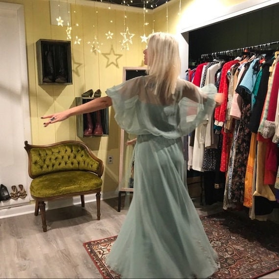 1980's Pat Richards gown