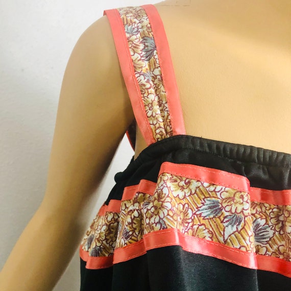 Vintage 70s Boho Ribbon Trim Ruffled Dress - image 7