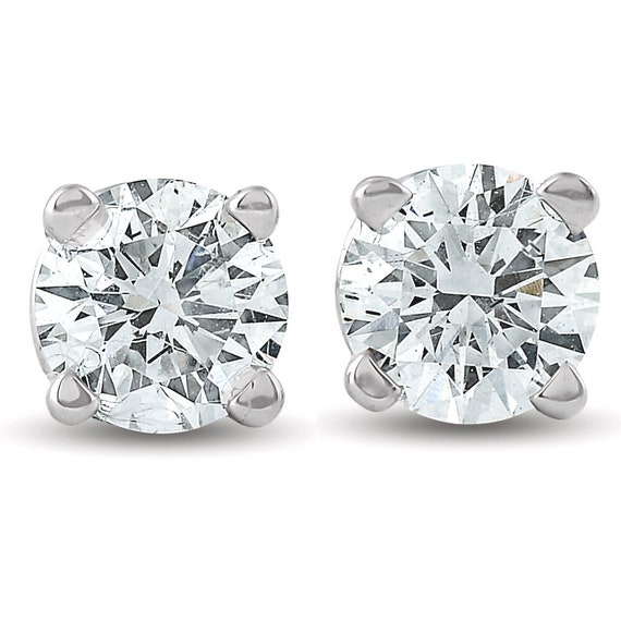 round diamond stud earrings