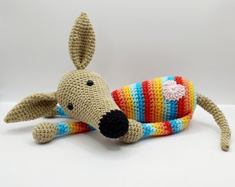 Levriero addormentato fatto a mano | gallo | levriero italiano | levriero | peluche per cani | uncinetto | amigurumi | burattino | cane magro