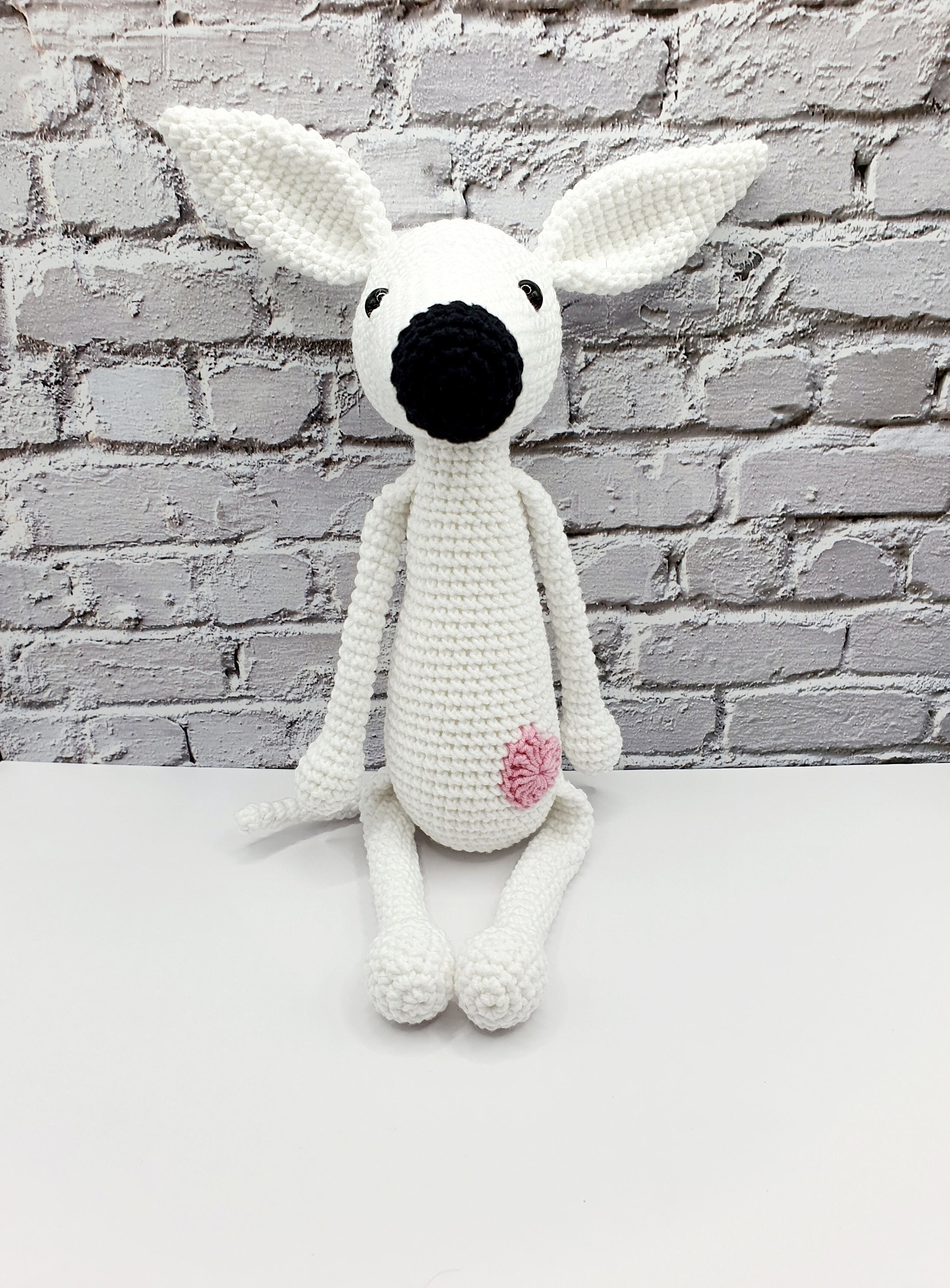 Levriero fatto a mano | galgo | levriero italiano | whippet | peluche per cani | uncinetto | amigurumi | burattino | skinnydog