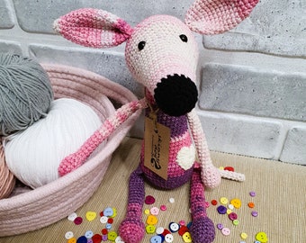 Levriero fatto a mano | galgo | levriero italiano | whippet | peluche per cani | uncinetto | amigurumi | burattino | skinnydog