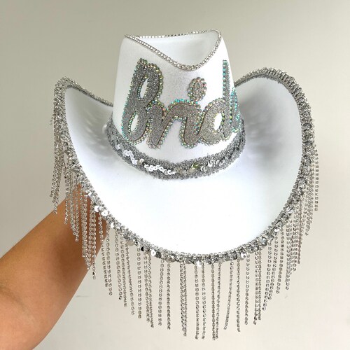 Cappello da cowboy per futura sposa: Stetson con frange di strass per addio al nubilato
