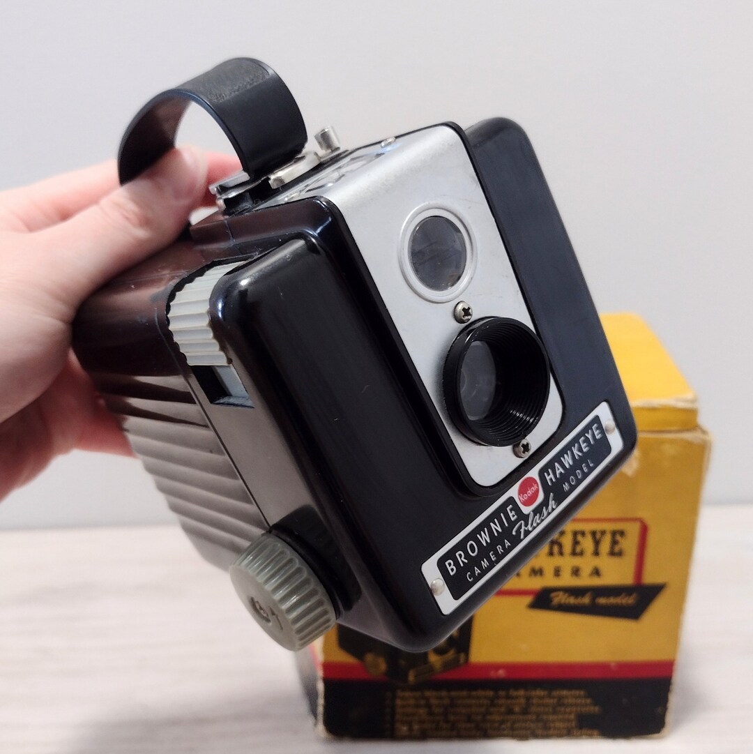 Vintage Kodak Brownie Hawkeye Camera Flash Model Retro Photo Etsy