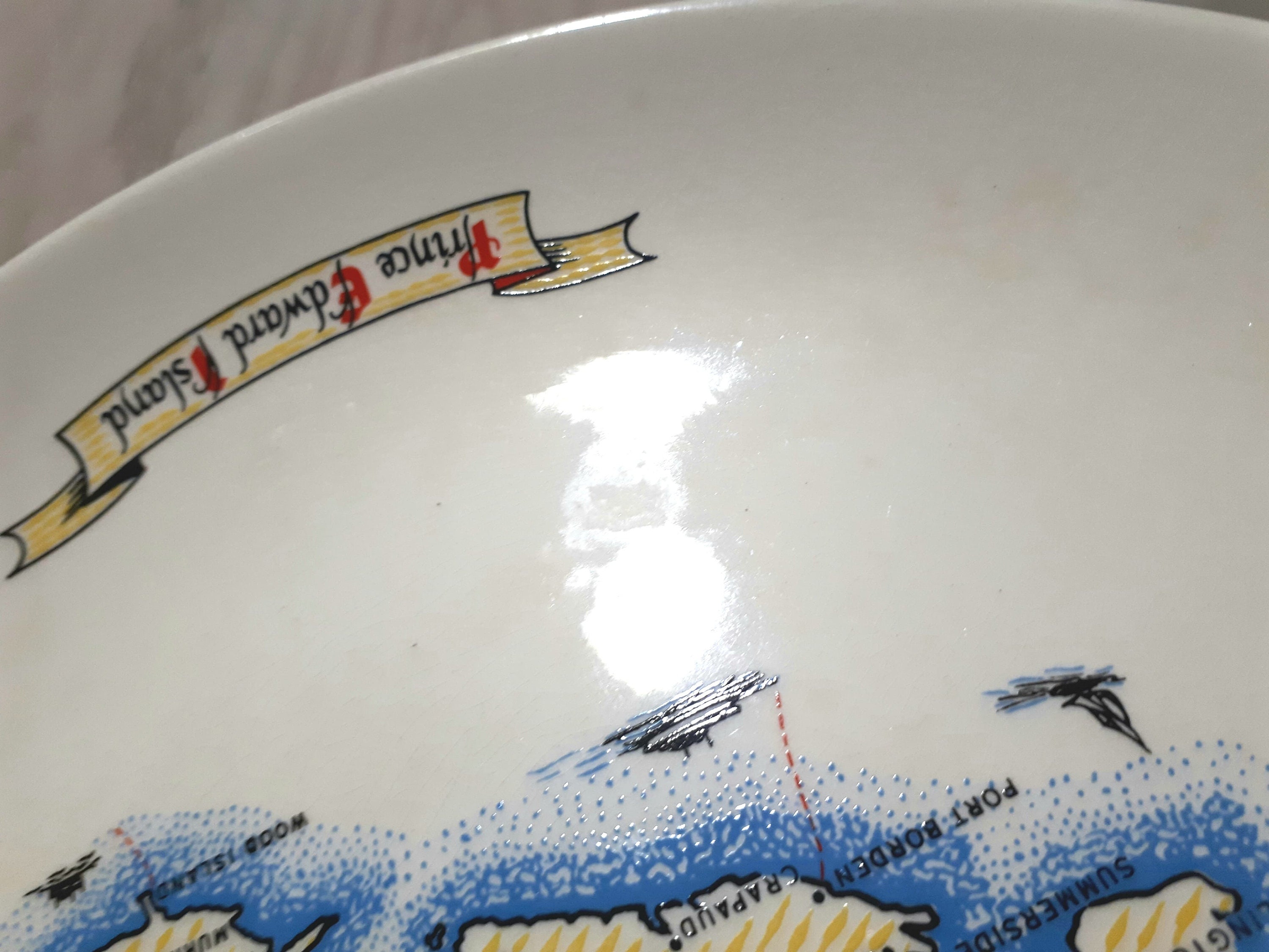 PRINCE EDWARD ISLAND ~ Souvenir Porcelain 4.5 Plate England.
