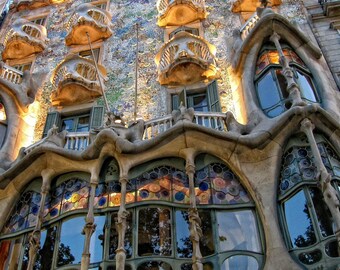 Holzpuzzle 180 Teile für Erwachsene von Nautilus Puzzles® - Casa Batlló, Mosaik Puzzle Barcelona, Geschenk für Puzzler
