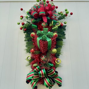 XL Double Door Christmas Wreath for Front Door Traditional Christmas ...