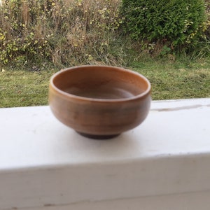 Mała ceramiczna miska Irmy Yourstone. Szwedzki rocznik, lata 60. XX wieku.