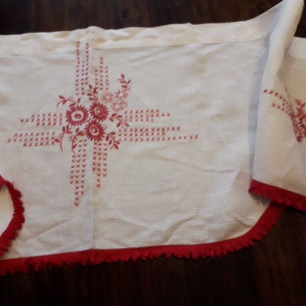 Hand embroidered white and red cotton valance curtain. Swedish vintage 1950s.