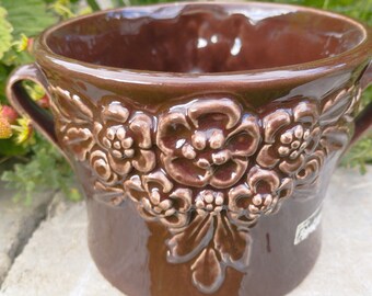 A.　　すずらんレリーフ陶器ポット フランスアンティーク ヴィンテージ すずらんレリーフ陶器ポット フランスアンティーク ヴィンテージ