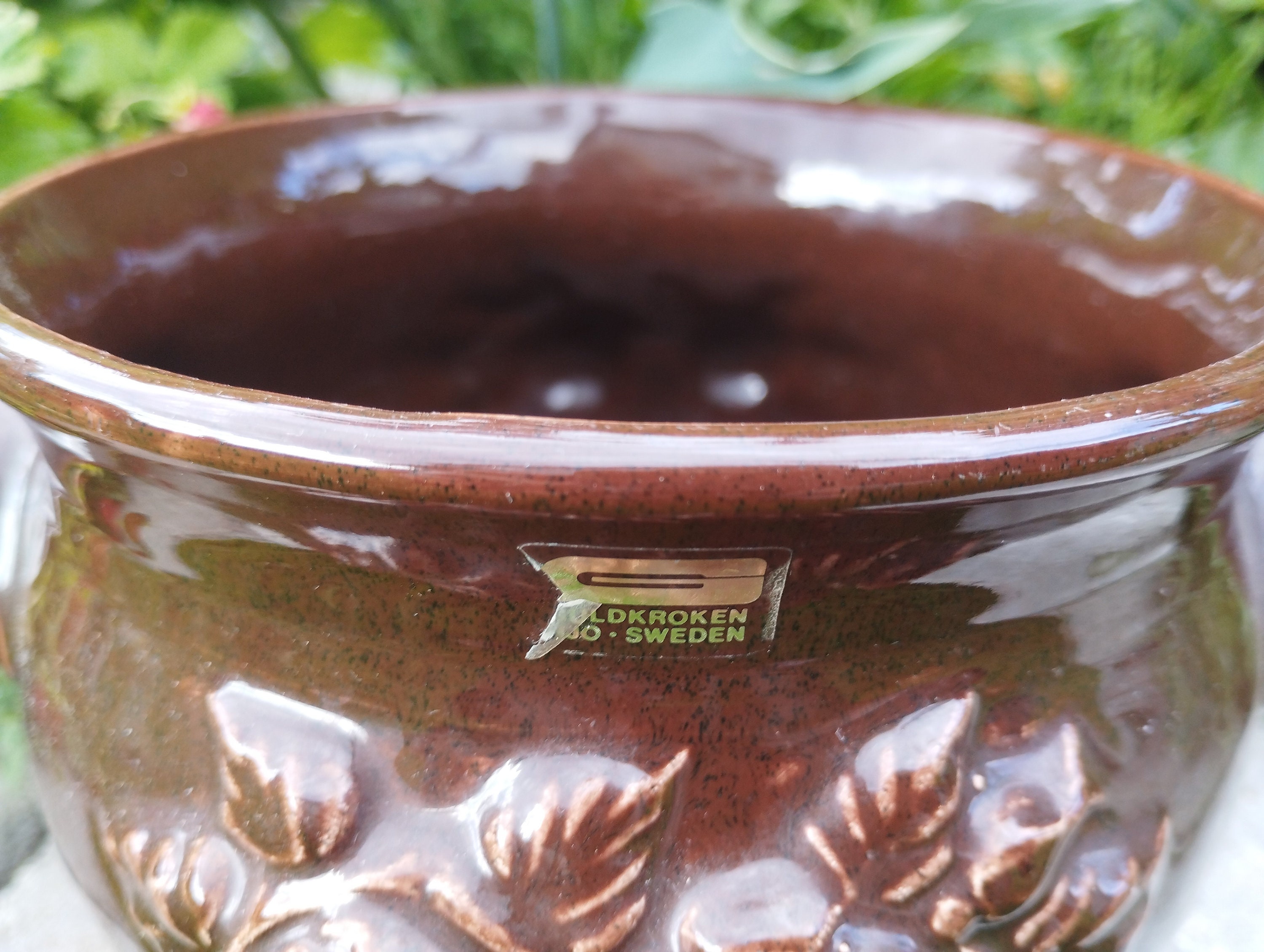 Guldkroken Hjo の茶色のセラミック植木鉢。1960 年代のスウェーデン製